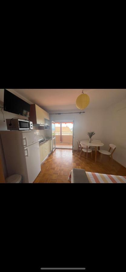 Apartments Iva Pakostane Exterior photo
